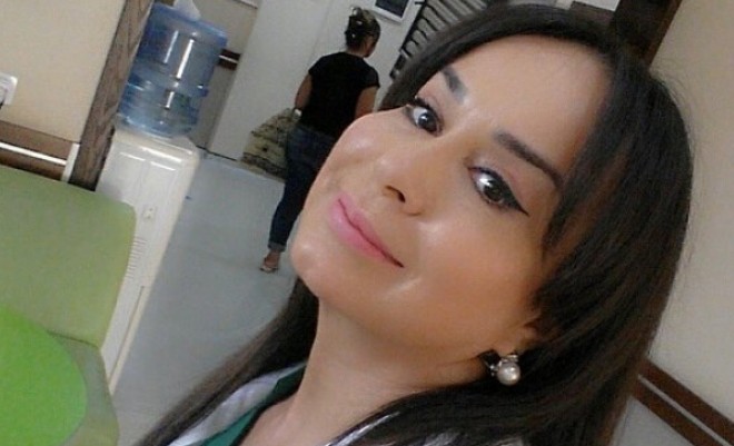 Aktrisa anasının arzusundan danışdı