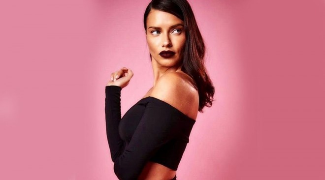 Adriana Lima ilin ən möhtəşəm gecəsinə hazırlaşır