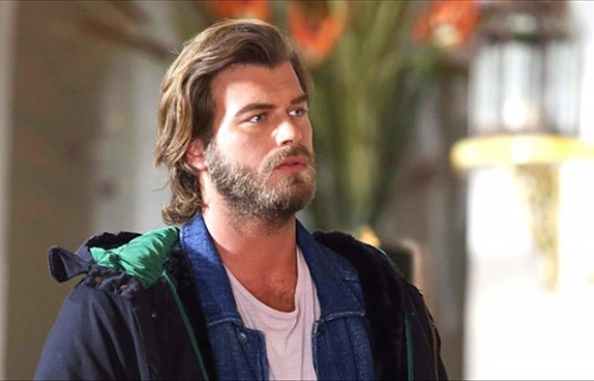 Kıvanç Tatlıtuğa böyük zərbə - 3 milyon yarım ziyana düşdü&nbsp;