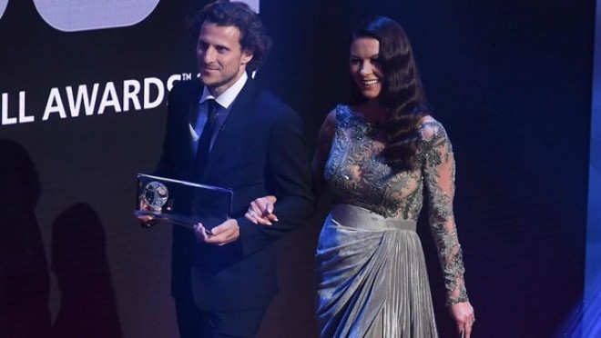 Ketrin Zeta Cons FİFA-nın tədbirində göz oxşadı - foto