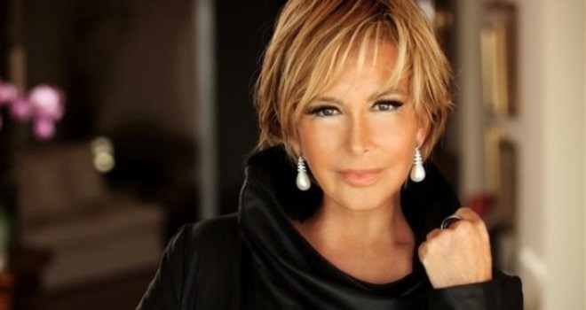 Filiz Akın iflic olub