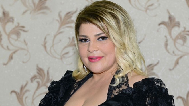 Mətanət valideynləri ilə bir yerdə