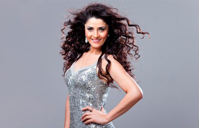 ABŞ-da möhtəşəm dəfiləyə dəvət alan azərbaycanlı müğənni məhz MUZ TV Azərbaycan-a danışdı