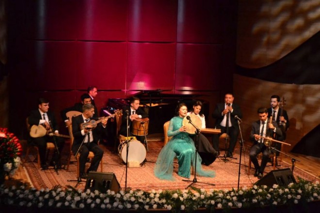 “Nəqşi cahan sədası”