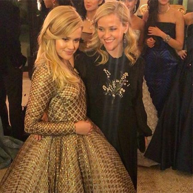 On səkkiz yaşlı qız hamını heyran etdi - foto