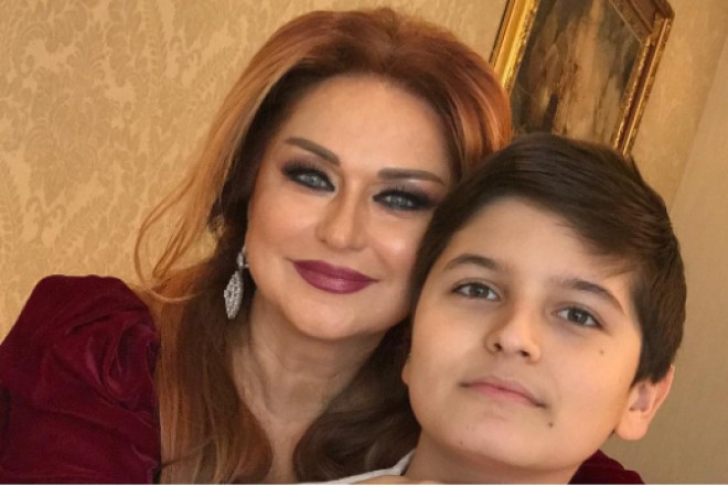 Xalq Artisti oğlu ilə - foto