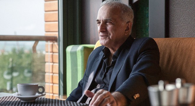 Fuad Poladov: “Səsimin bəlasına düşmüşəm” - MUZ TV Azərbaycan-a eksklüziv