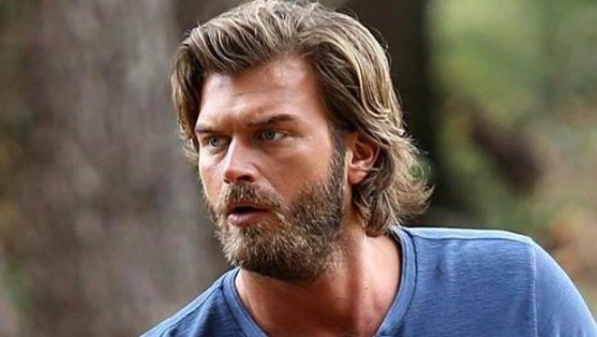 Kıvanç xəstələyini hamıdan gizlədib