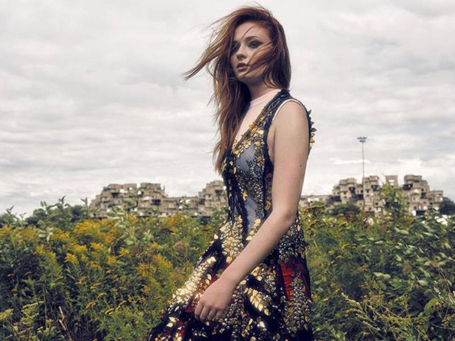 Sofi Törner jurnal üçün fotosessiyaya çəkilib