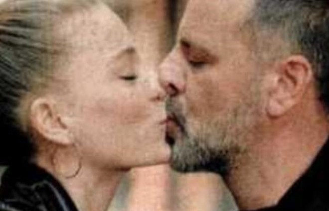 Serenay onunla öpüşdü