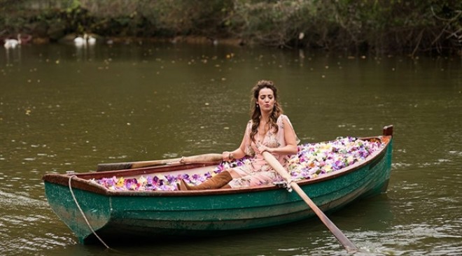 Uşaqlar üçün klip çəkdirdi - foto