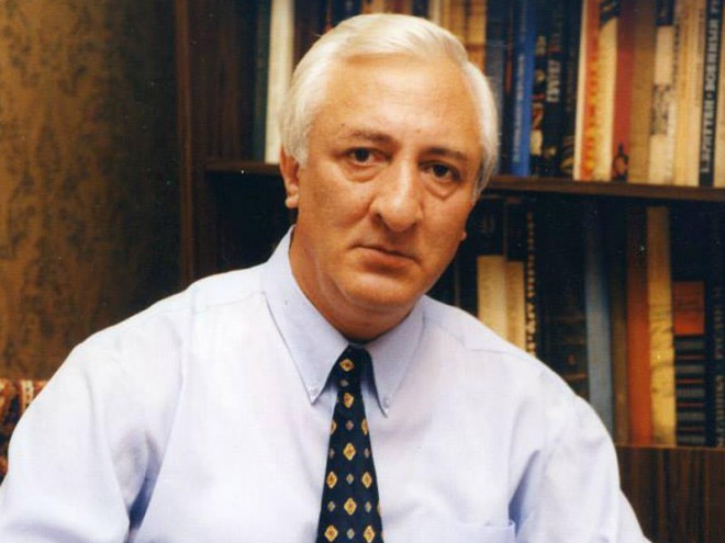 Tahir Əkbərin səhhəti ilə bağlı xoş xəbər