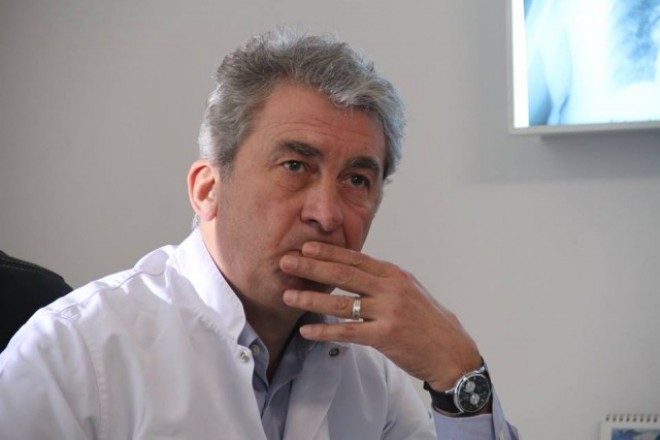 “Bəxt üzüyü”nün “Hüseyn”i 63 yaşını haqladı&nbsp; - foto