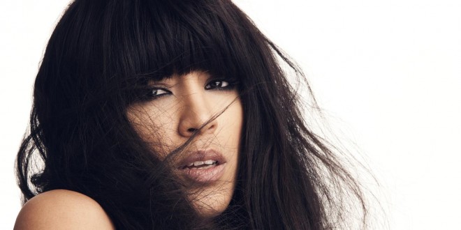 Lorin başını keçəl qırxdırıb - foto