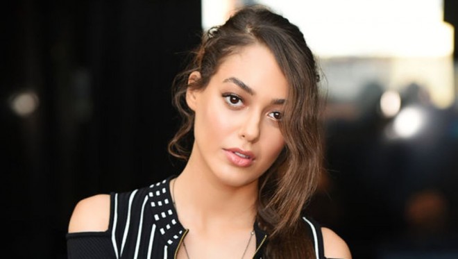 “Çuxur”un aktrisası sevgilisi ilə&nbsp;