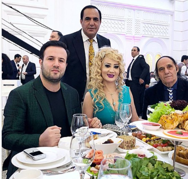 Manaf Ağayevin oğul toyundan fotolar