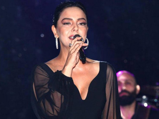 ​Ebru Gündeş Kiprdə konsert verib - foto