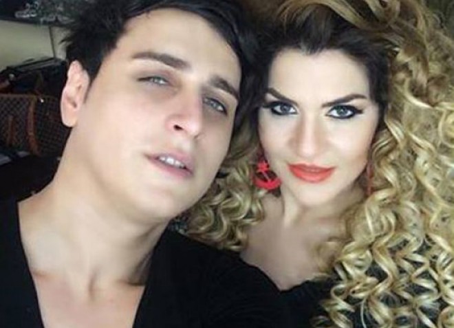 Balaş əkizlərini göstərdi – foto