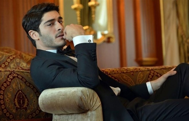 Burak Bollivud filmində rol alacaq