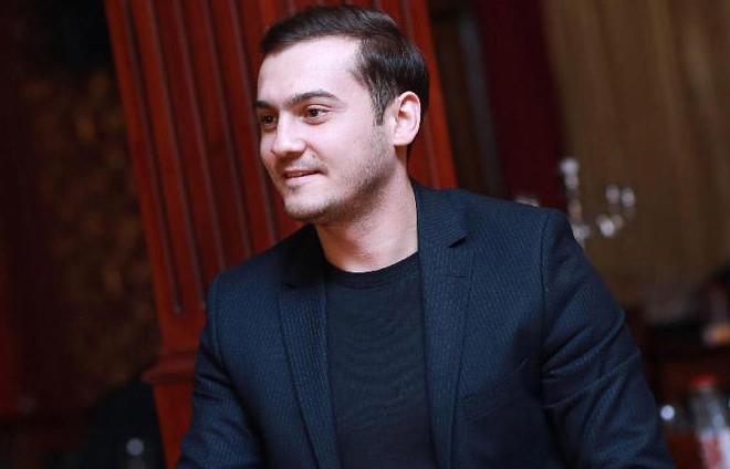 Müğənni Emil Bədəlov solo konsertə qazanc kimi baxmır - eksklüziv