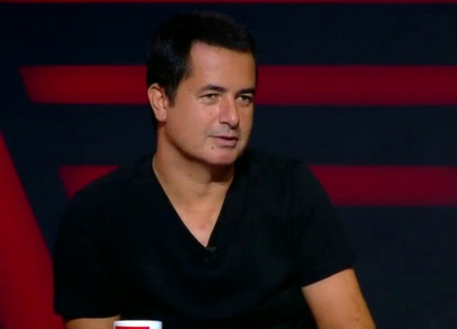 Acun Ilıcalı təyyarəsini dəyişib