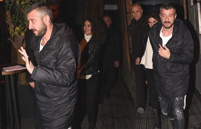 Qamze Topuz sevgilisi ilə yenə barışıb