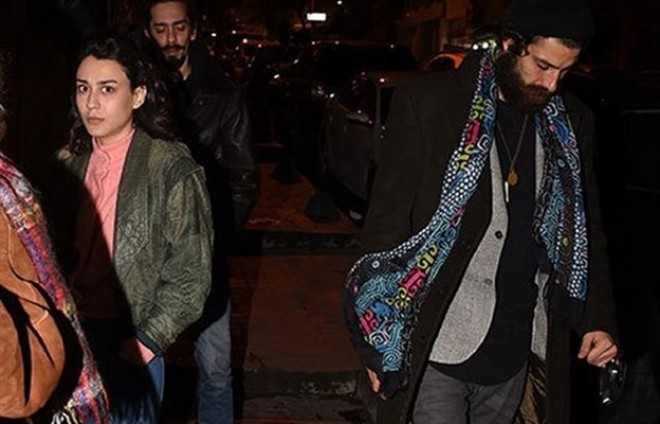 Aktrisa müxbirlərə qəzəbləndi