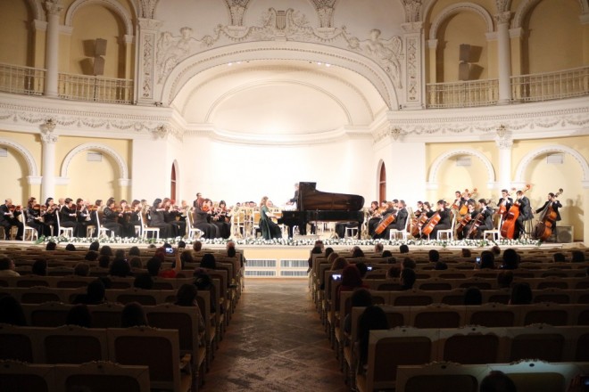 Tələbələrin həmrəylik konserti