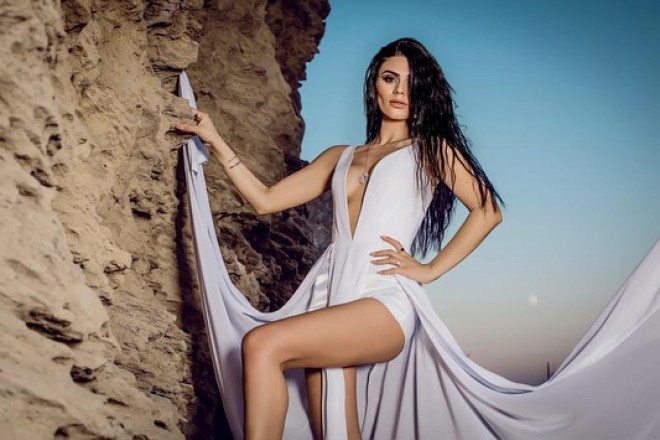 Aysun İsmayılova prodüserlə işbirliyi qurub