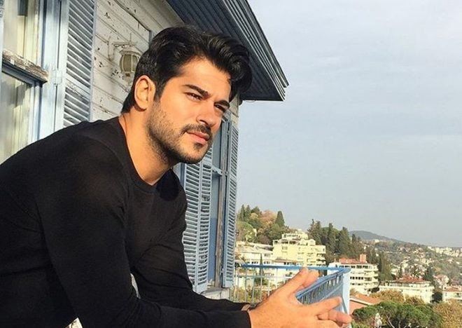 Burak Özçivit əməliyyata hazırlaşır