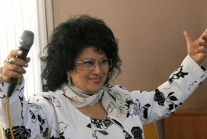 Zeynəb Xanlarovanın doğum günüdür