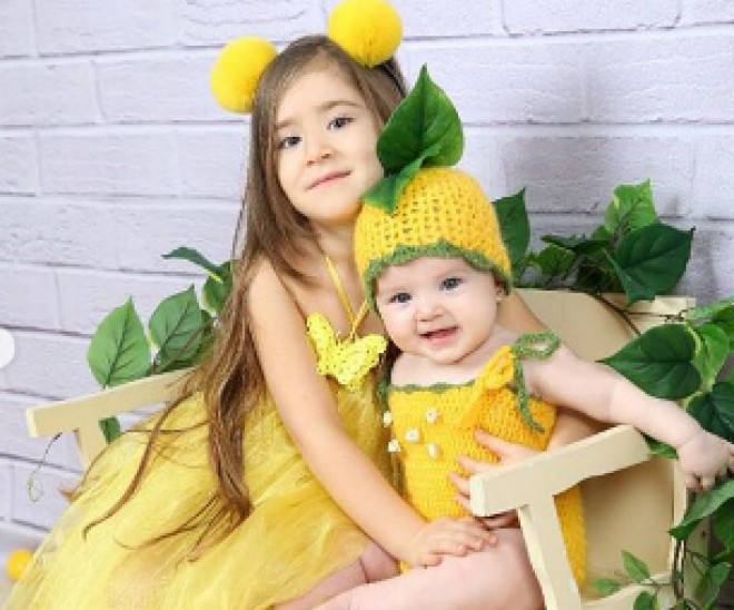 Emilin qızlarından fotosessiya