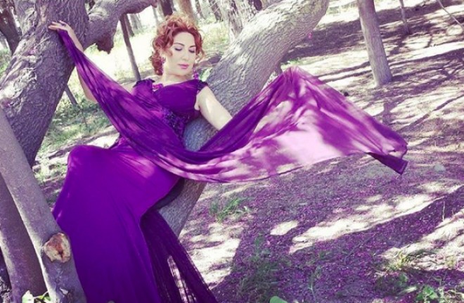 Xalq Artistindən fərqli foto