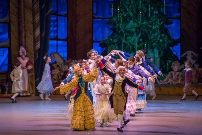 “Şelkunçik” baleti Vladivostokda Eldar Əliyevin quruluşunda