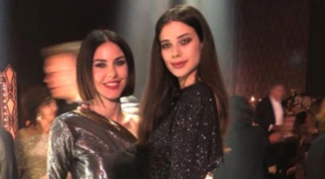 Ana-bala libasları ilə diqqət çəkdilər - foto