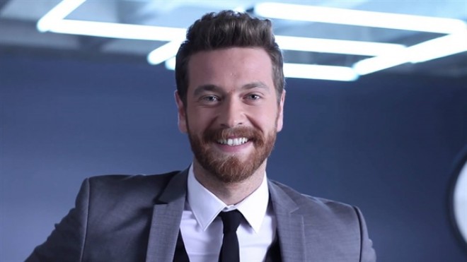 Yeni imici ilə təəccübləndirdi