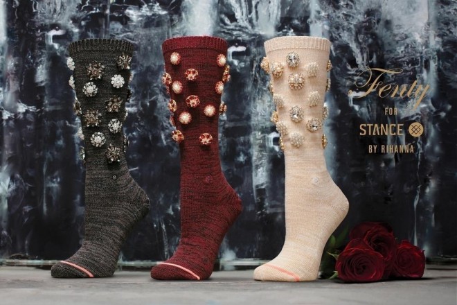 Rihannadan Sevgililər gününə yeni corab kolleksiyası