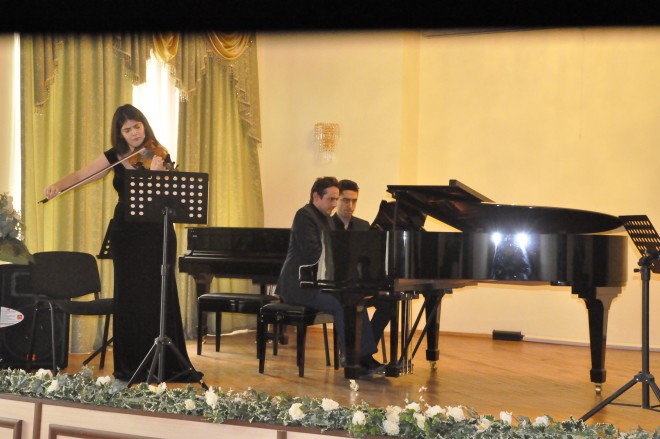 “Yaşayan Əfsanə" - Qara Qarayevin 100 illik yubiley konsertindən reportaj+foto