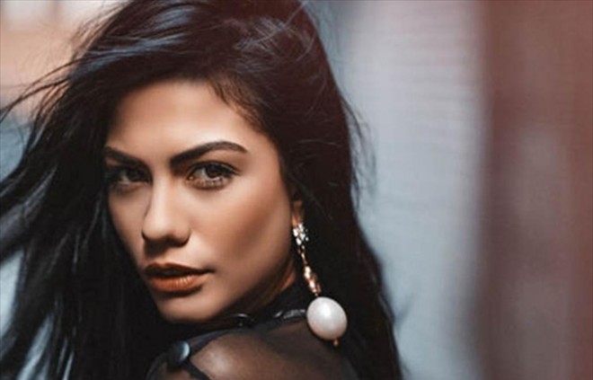 Aktrisanı duyğulandıran hədiyyə