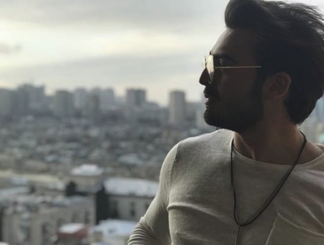 Aparıcıdan fərqli foto görüntülər