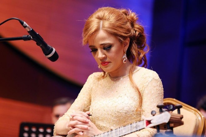 Tar ifaçısı tamaşaçılara irad bildirdi