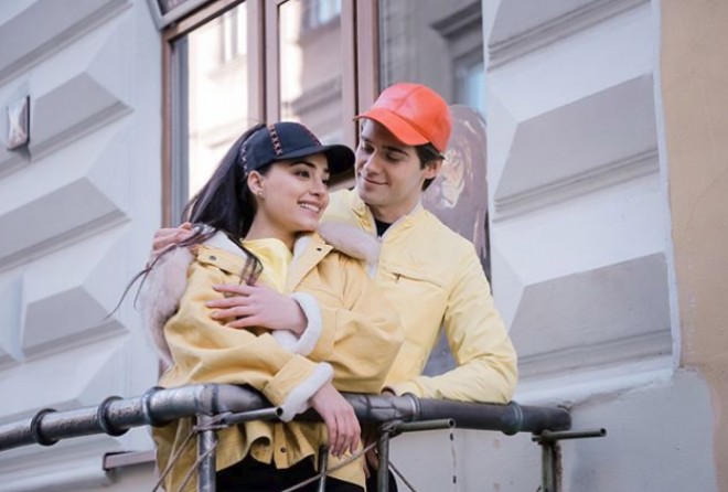 Səmranın gənc oğlanla səmimi fotosu