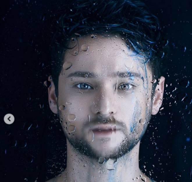 Eldar Qasımovun alov içində şəkilləri