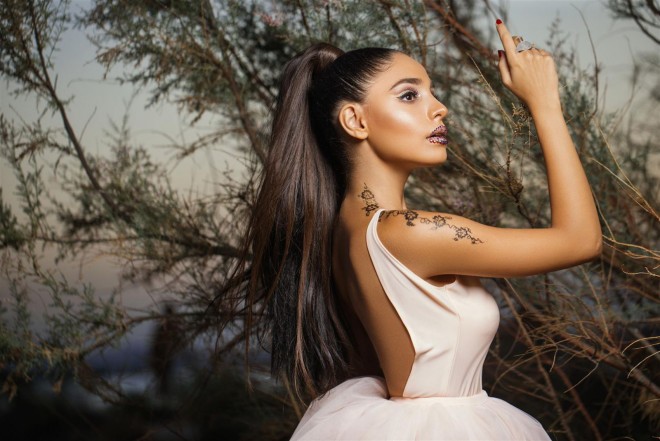 Aila Rai “Uyma şeytana”&nbsp;oxudu - video