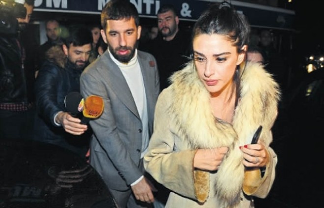 Arda evliliklə bağlı sualları cavabsız qoyub