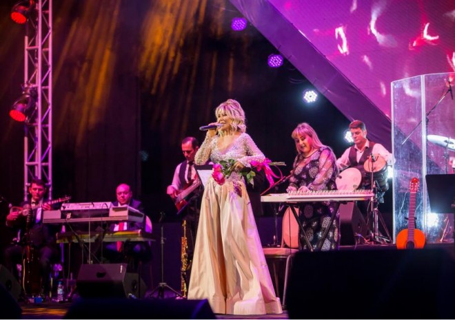 Brilliant Dadaşovanın 5 il fasilədən sonra möhtəşəm konsertindən REPORTAJ+FOTO