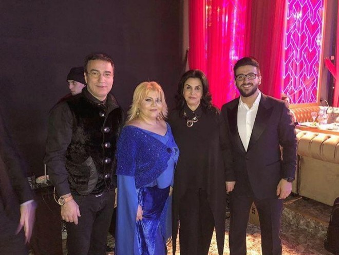 Aygün Səmədzadənin başına yığışdılar- foto