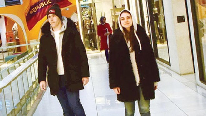 “İçerde”nin aktrisası sevgilisi ilə - foto