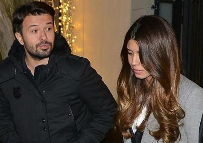 Yalın 4 illik münasibətinə son qoydu