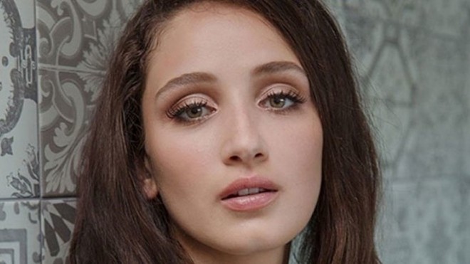 “Kırgın çiçekler”aktrisası ana oldu